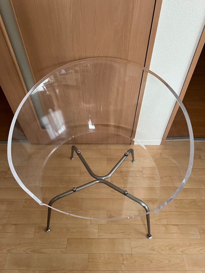 デザイナーアクリルチェア