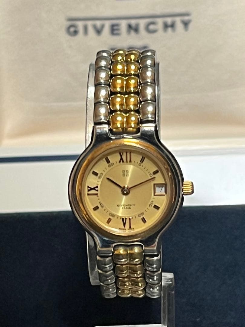 ★超美品！箱保コマ付きジバンシーレディース腕時計　動作良好