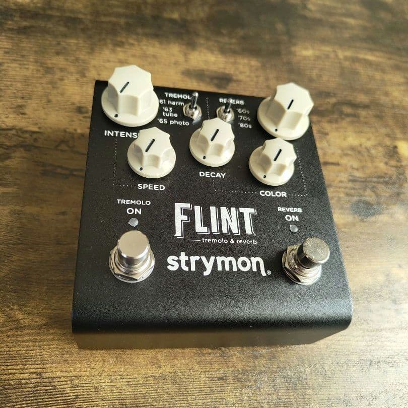 Strymon FLINT V2 tremolo & reverb｜ほぼ新品