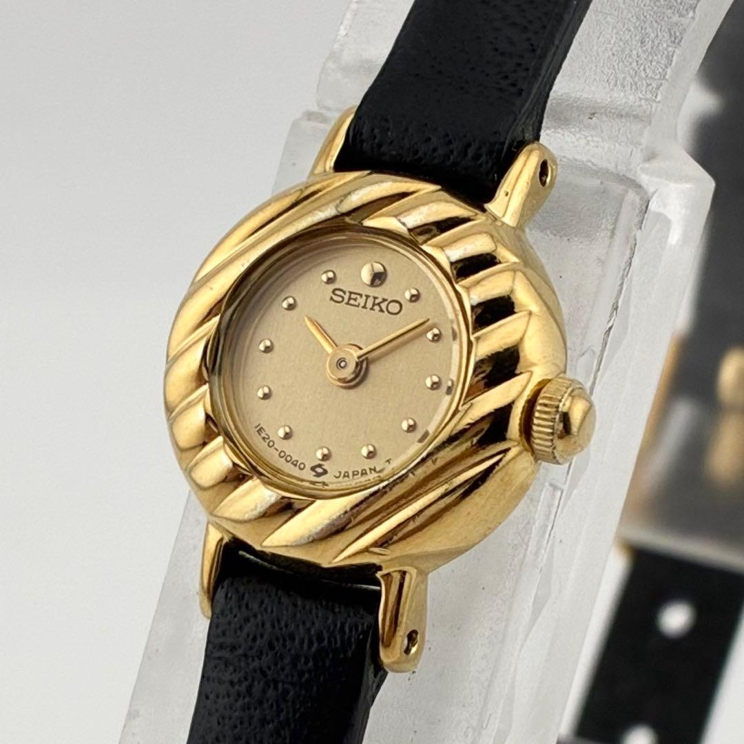 【美品/希少/電池交換済】SEIKO　腕時計　クォーツ　ゴールド　ブラック　QZ