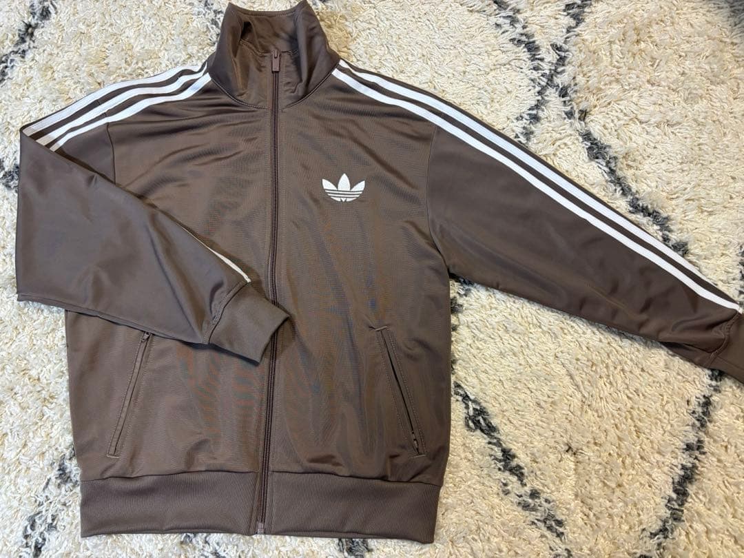 adidasトラックジャケット/ベージュ