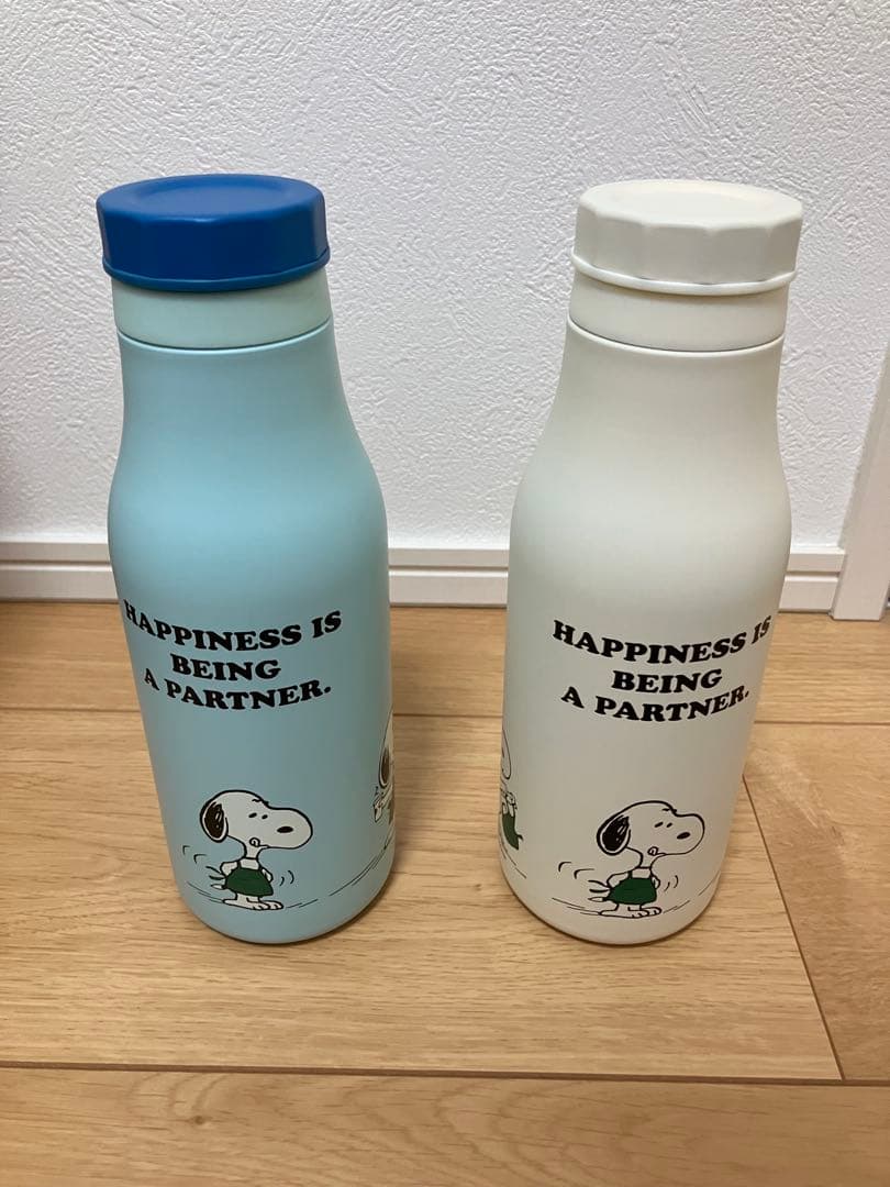 スタバ　スヌーピー ステンレスロゴボトル 473ml ホワイト　ブルー