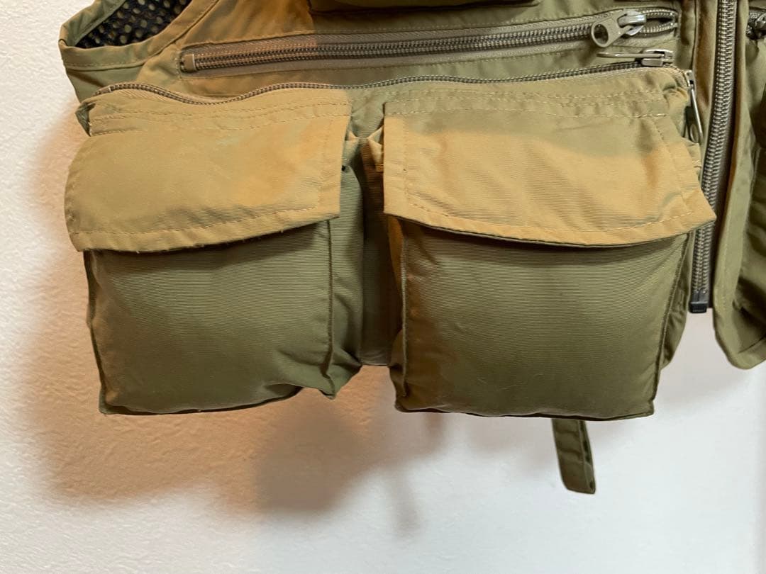 ほぼ未使用　アルトモア　刺繍ロゴベスト