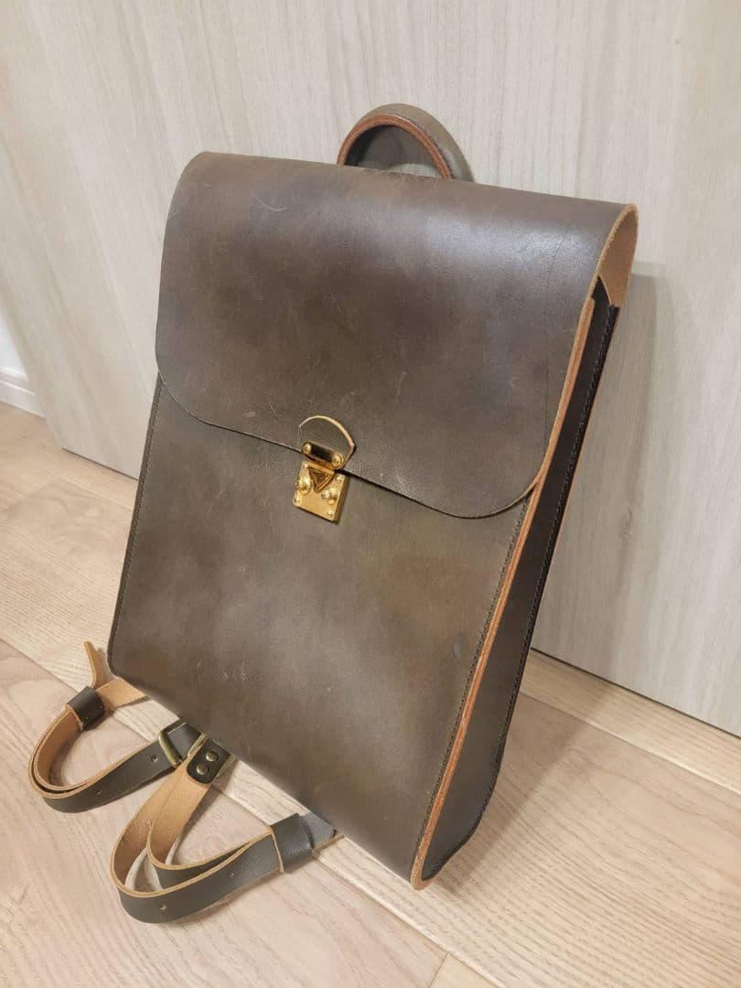 ハンドメイドレザーリュック