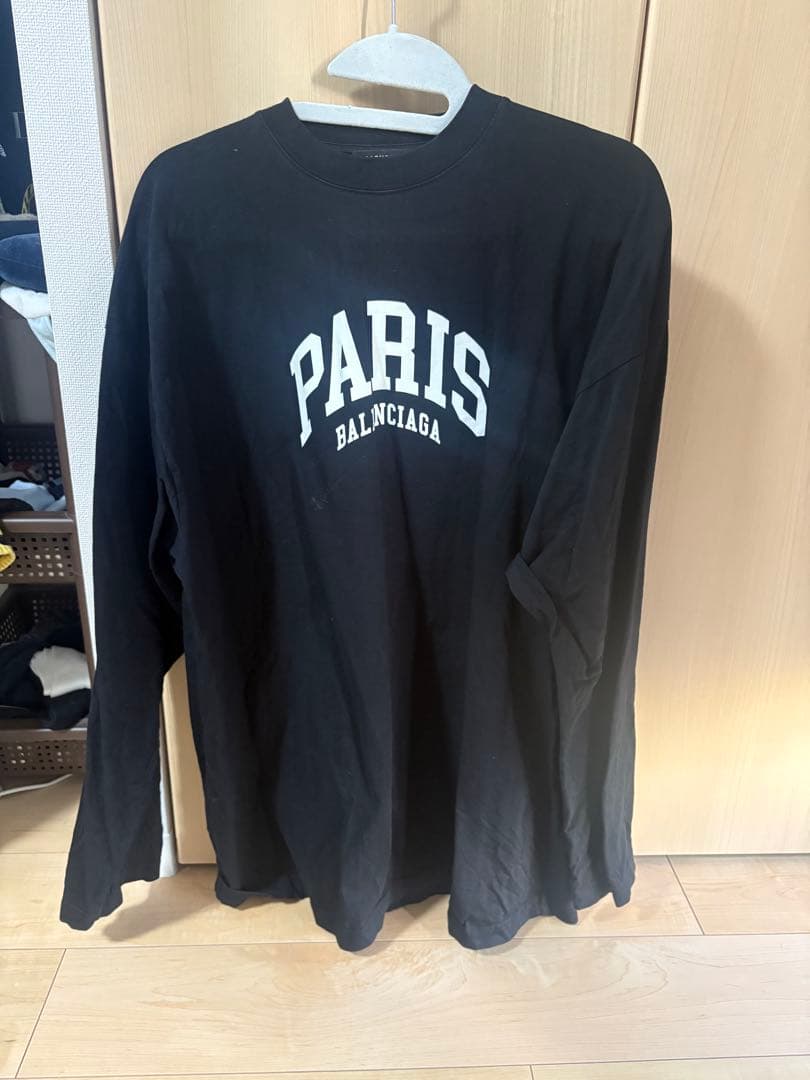 バレンシアガ　ロンT