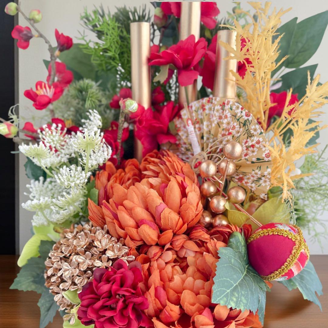 和モダン門松 M｜可憐な花々と竹が奏でる、モカアンドマルシェの迎春アレンジ