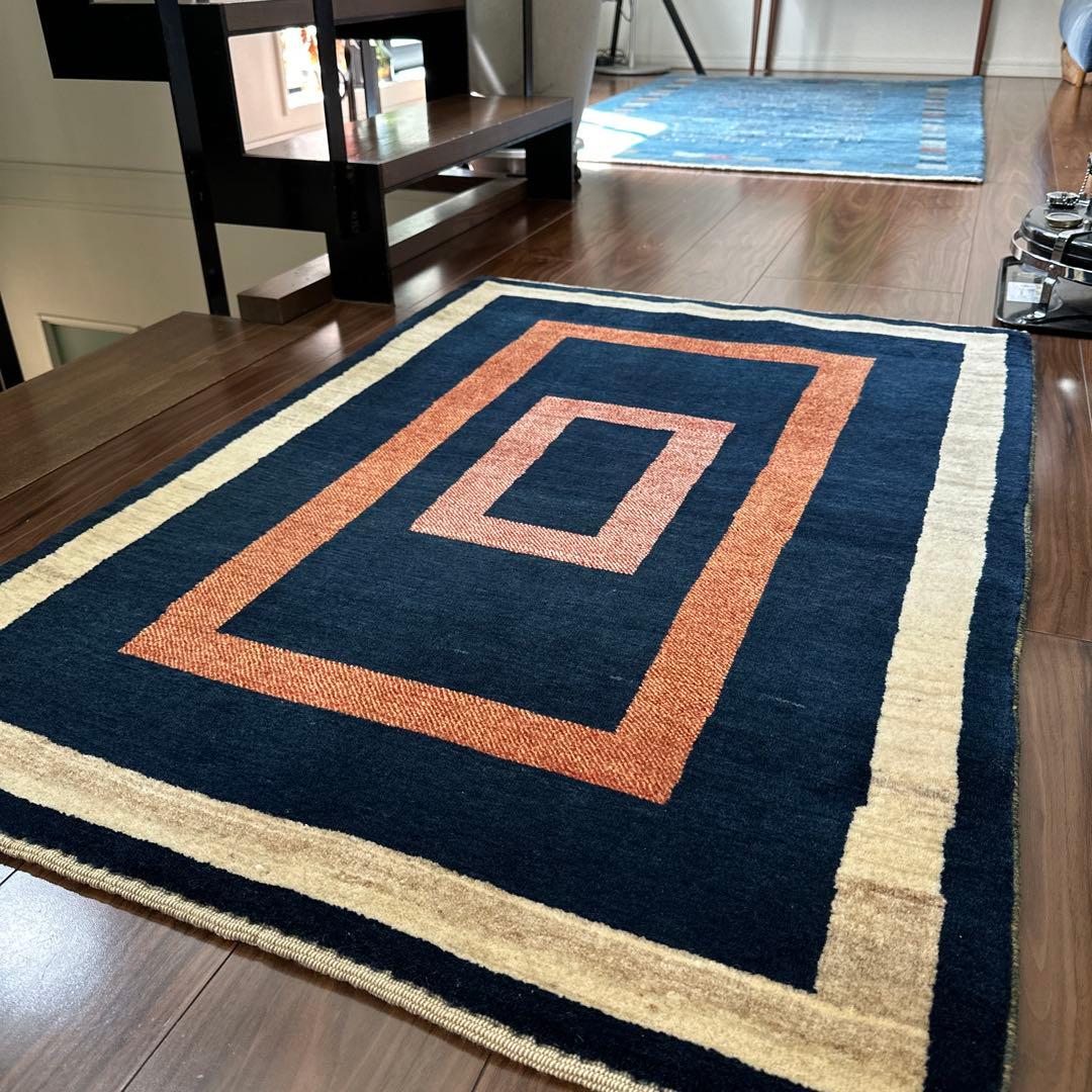 ペルシャ絨毯　リズギャッベ